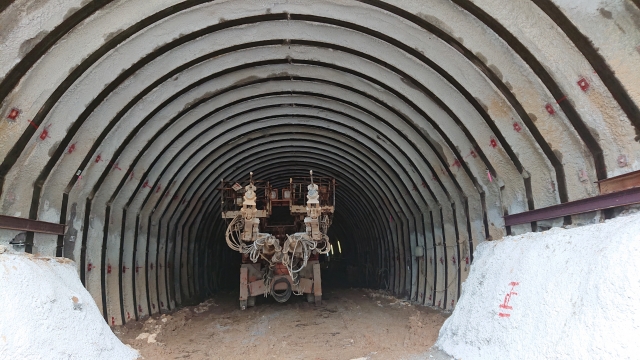 トンネル工事：山岳工法、シールド工法、TBM工法